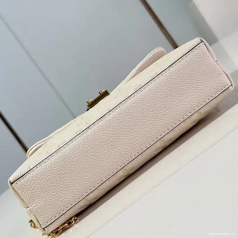 Fashionrep LV 2411YA0295 Bags 0601